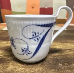 Item thumbnail for item 01c07719-5bfb-434e-875d-0d1a236e4822