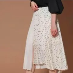 ​美品 グレースコンチネンタル ドット プリーツ スカート 36 S 白 キナリ