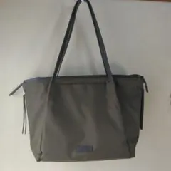 ✨美品 イザック トートバッグ カーキのサムネイル