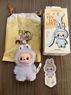 【E】ラブブ PIN FOR LOVE アルファベット イニシャル　ぬいぐるみ