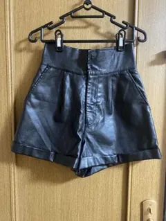 GRL グレイル レザーショートパンツ ハイウエスト