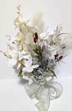 エレガントな造花ウェディングブーケ