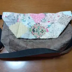 Item thumbnail for item 0a6f8c06-cf5a-433a-8d1b-c3cf994c8ce2