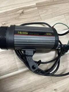 Item thumbnail for item 7926fc12-47b4-4674-a7c8-29372331463b