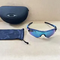 Item thumbnail for item e22cbeca-6805-4eab-9df6-43372bb17e0f