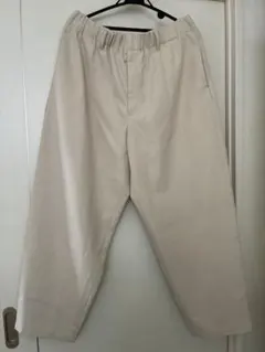 GU　ジーユー　バルーンアンクルパンツ