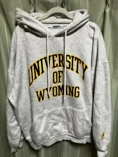 グレー パーカー