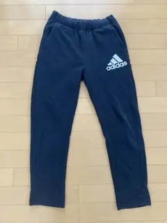 adidas 黒　スウェット　150cm