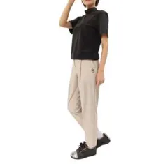 MU SPORTS ホワイト パンツ UVカット 46 MU SPORTS ホワイト パンツ UVカット 46 - メルカリ