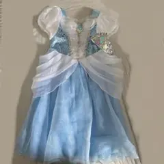 ディズニー　シンデレラ プリンセスドレス 　ティアラ付き