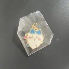 ハチワレ　メタルチャーム　ちいかわ