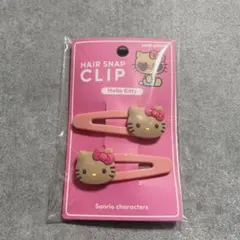 新品 サンリオ　ヘアスナップクリップ　ハローキティ　日焼け