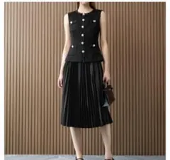 極美品 cygneシーニュ スワンジレ 春初夏 ベスト黒 ブラック サイズ0 極美品 cygneシーニュ スワンジレ 春初夏 ベスト黒 ブラック サイズ0