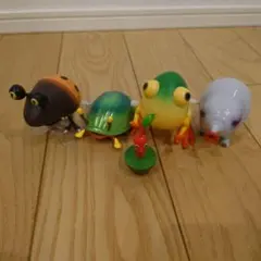 【瑕疵品】迫近的原生生物收藏 4體＋贈品