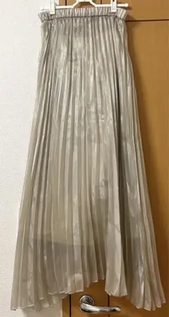 ローリーズファーム　 グレー プリーツ ロングスカート