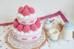 ハンドメイド あみぐるみ 2段ストロベリーケーキ