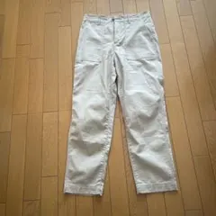 UNIQLO ベージュ チノパン ウエスト67cm