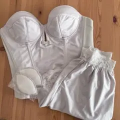 bridal bloom ブライダルインナー ビスチェ D70・フレアパンツ