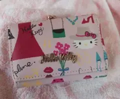 Hello Kitty 三つ折り財布