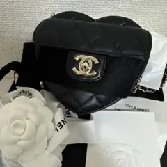 新品未使用！正規品シャネルCHANEL ハートチェーンショルダーバッグ 黒のサムネイル