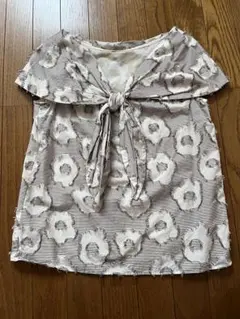 花柄リボン付きブラウス