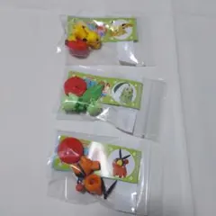 チョコエッグ　ポケットモンスター　旅立ちの３匹　ピカチュウとチコリータとポカブ