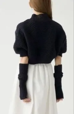 SNIDELクロップドハイネックアームウォーマープルオーバー　サイズ ワンサイズ