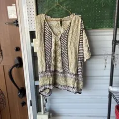 №2 美品マライカチュニックシャツのサムネイル