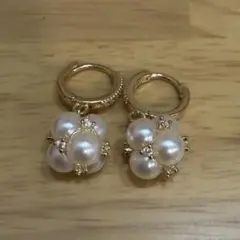 パール風フラワーモチーフピアス パールピアス フラワー ゴールド