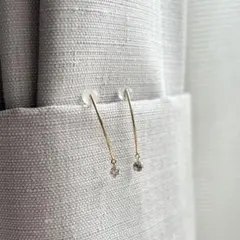 ete グレインピアス 18k イエローゴールド 美品 シリコンキャッチつき 