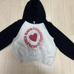 ハートプリント フード付きトレーナー