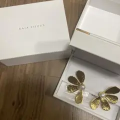 【ほぼ新品未使用】KAJA BIJOUX カジャビジュー　18金　ハート型ピアス 2025年最新】カジャビジューの人気アイテム - メルカリ