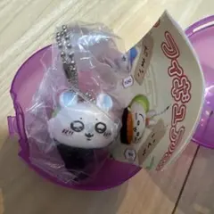 ちいかわ寿司　フィギュアキーホルダー　モモンガ