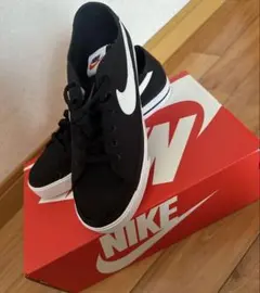 NIKE レガシーコートキャンバス　ウィメンズ26cm 新品