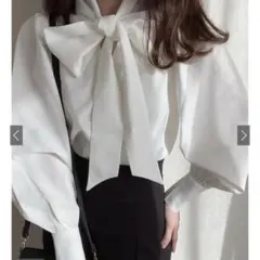 グレイル　ロングカフスリボンタイブラウス　k8568v オフホワイト　Mサイズ