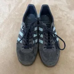 adidas スニーカー ダークグレー スエードのサムネイル