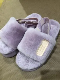 ★美品★ UGG アグ ムートン サンダル 25cm USA8のサムネイル