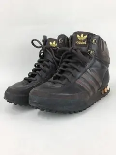 adidas ブラウン ハイカットスニーカーのサムネイル
