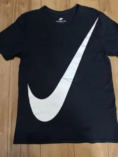 Nike ブラック Tシャツ Mサイズ