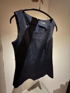 セオリー　theory luxe ネイビーサテン　トップス