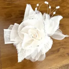 美品☆エレガント 薔薇コサージュ パール調 レース ホワイト☆セレモニー