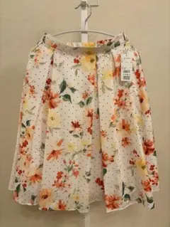 【新品】クリアインプレッション　花柄スカートサイズ2