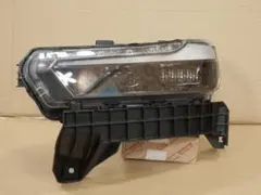 送料無料 極上 納車前外し WR-V 純正 右フルLED ヘッドライト RH 送料無料 極上 納車前外し WR-V 純正 右フルLED ヘッドライト RH