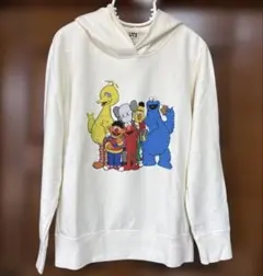 UNIQLO KAWSユニクロ×カウズ　セサミストリート Lサイズ
