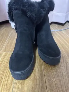 ファー付きブラックスエードムートンブーツ