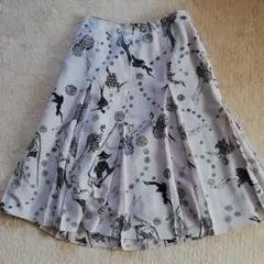 ピノーレ　スカート