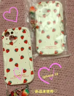 【新品未使用】【1点物】iPhone14ケース イチゴ柄　ストラップ付　ホワイト