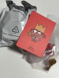 POP MART CRYBABY Crying For Love アンロックミー