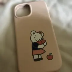 iPhoneケース くま りんご柄 ピンクベージュ　ファミリアのサムネイル
