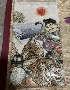 トラ 刺繍絵 虎 刺繍絵 魔除け | Shop at Mercari from Japan! | Buyee